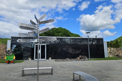 POLETNI ODPIRALNI ČAS